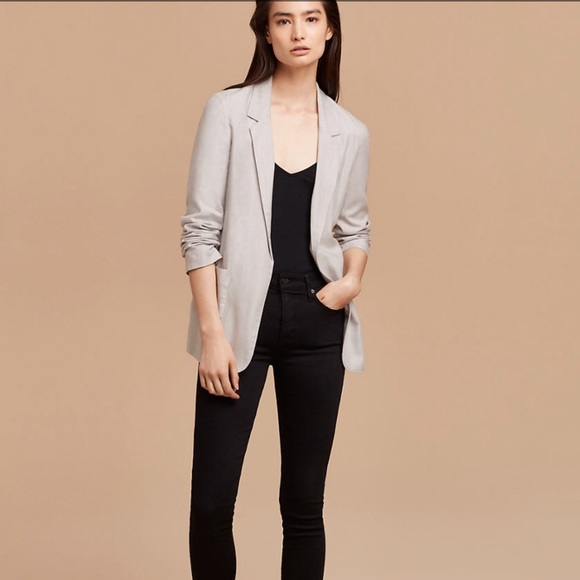 Aritzia Jackets & Blazers - Grey blazer
